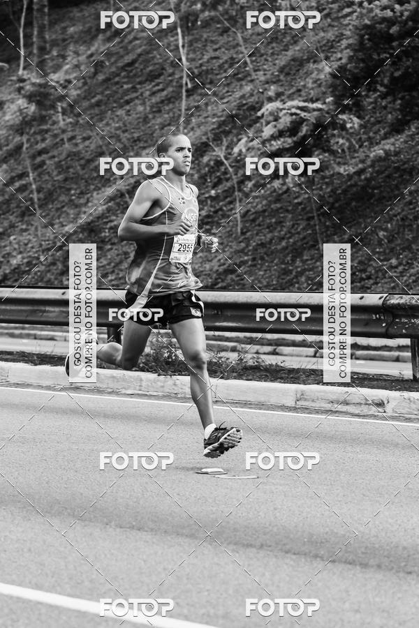Buy your photos of the eventFotos de Corrida em Preto & Branco on Fotop