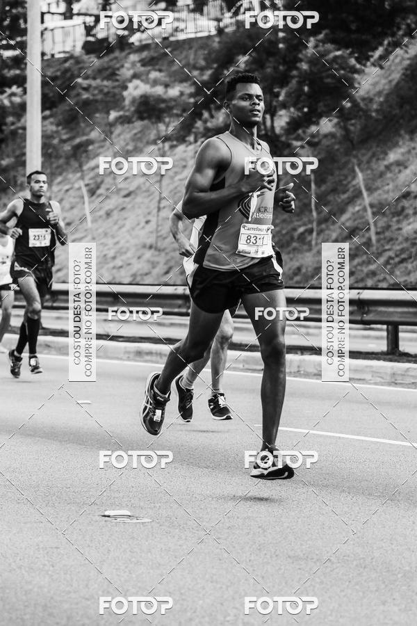 Buy your photos of the eventFotos de Corrida em Preto & Branco on Fotop