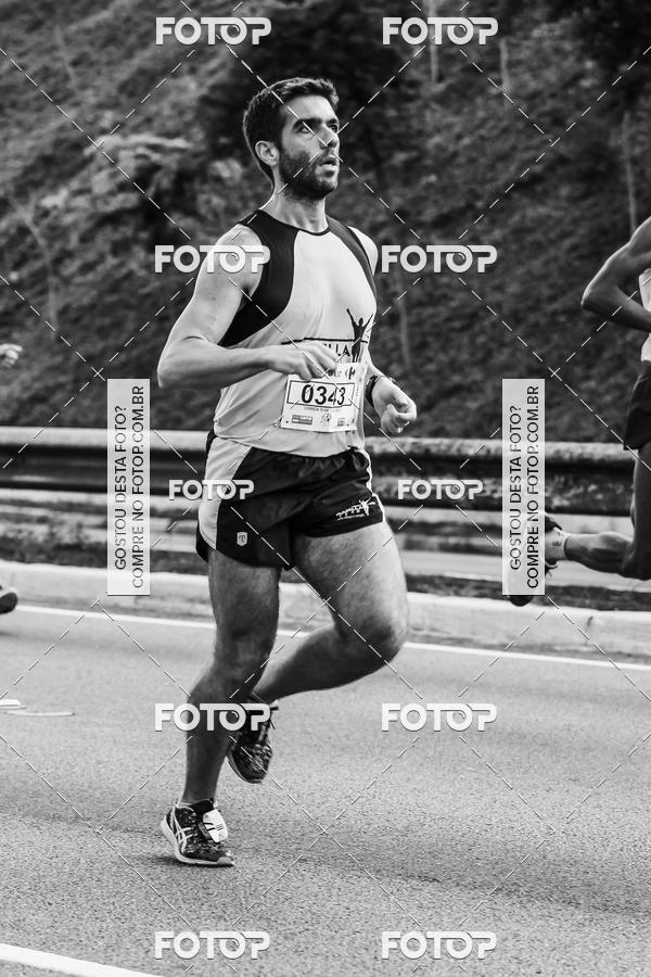 Buy your photos of the eventFotos de Corrida em Preto & Branco on Fotop