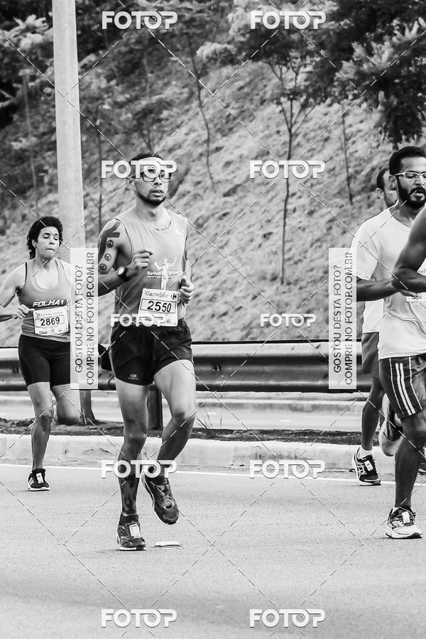 Buy your photos of the eventFotos de Corrida em Preto & Branco on Fotop