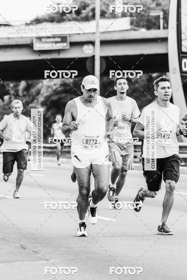 Buy your photos of the eventFotos de Corrida em Preto & Branco on Fotop