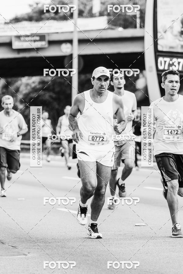 Buy your photos of the eventFotos de Corrida em Preto & Branco on Fotop