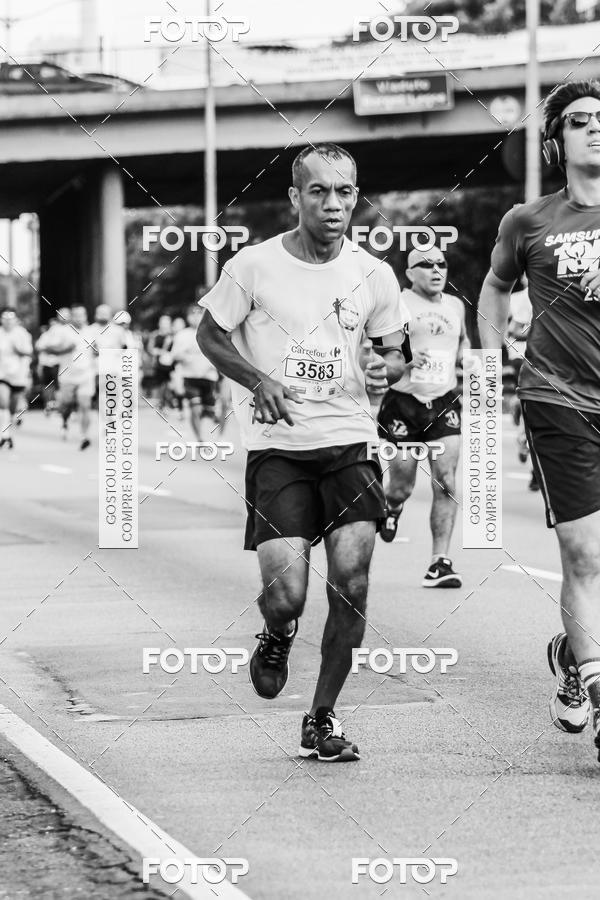 Buy your photos of the eventFotos de Corrida em Preto & Branco on Fotop