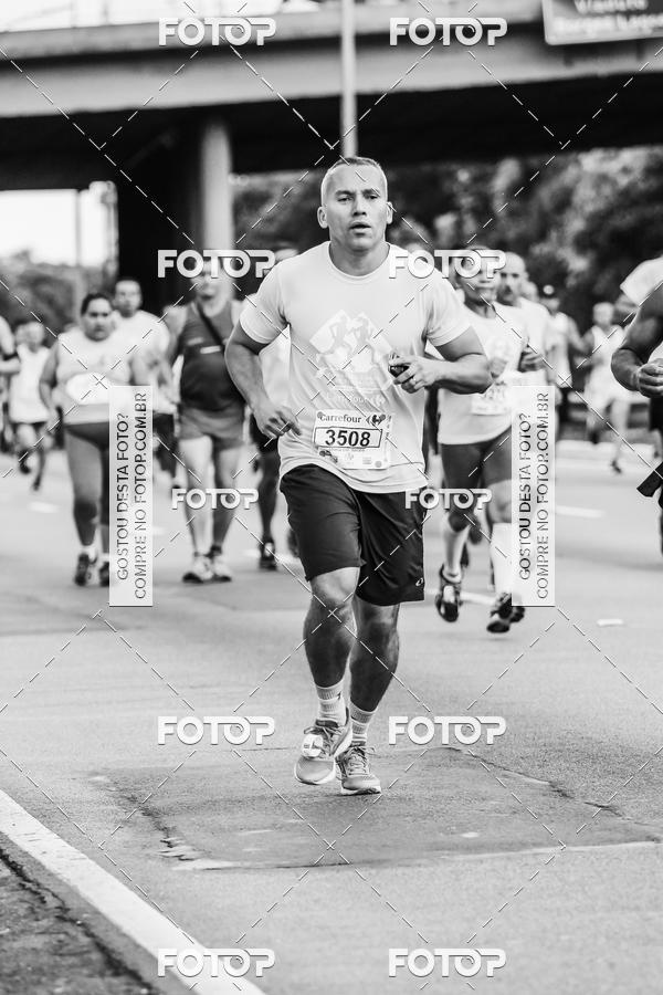 Buy your photos of the eventFotos de Corrida em Preto & Branco on Fotop