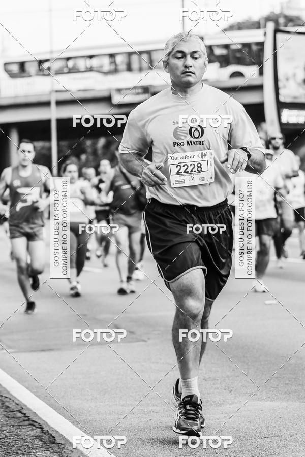 Buy your photos of the eventFotos de Corrida em Preto & Branco on Fotop