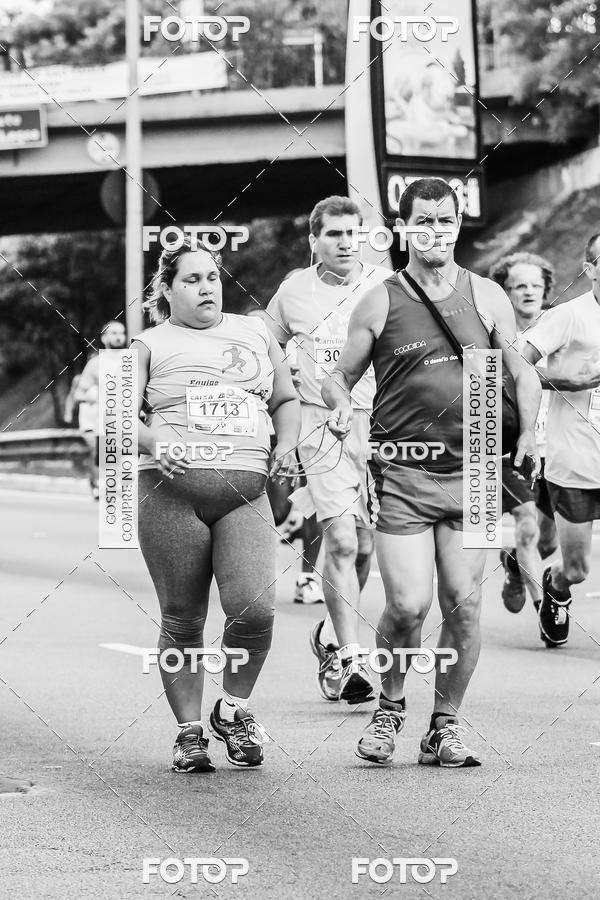 Buy your photos of the eventFotos de Corrida em Preto & Branco on Fotop