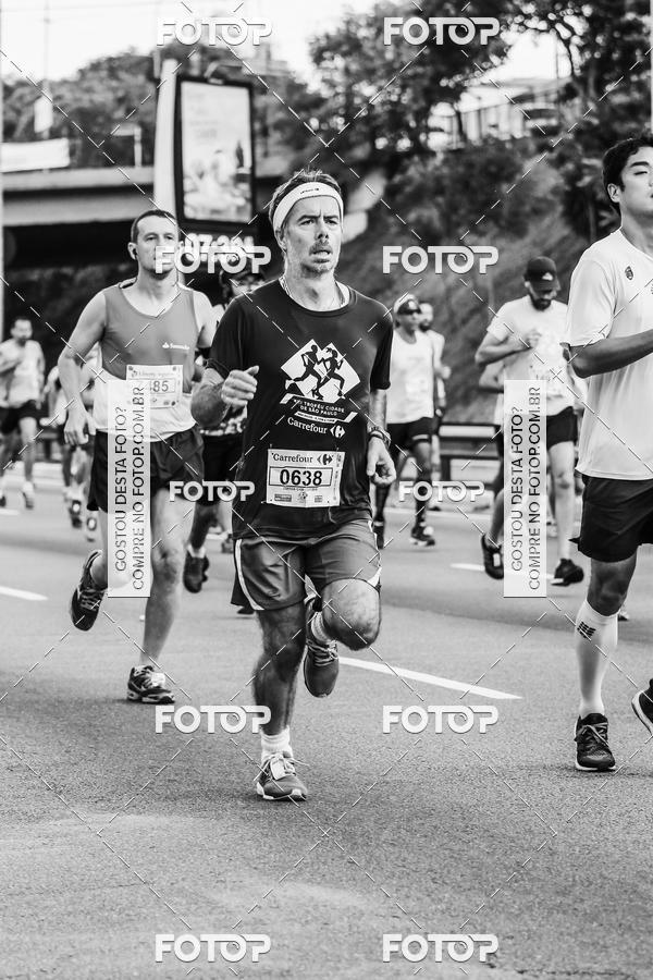 Buy your photos of the eventFotos de Corrida em Preto & Branco on Fotop
