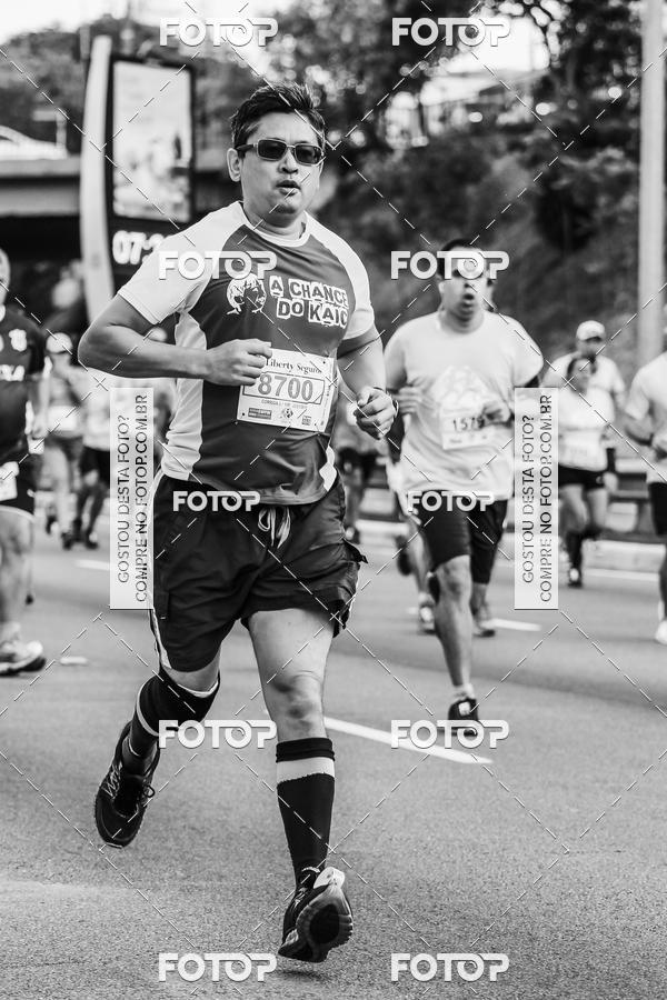 Buy your photos of the eventFotos de Corrida em Preto & Branco on Fotop