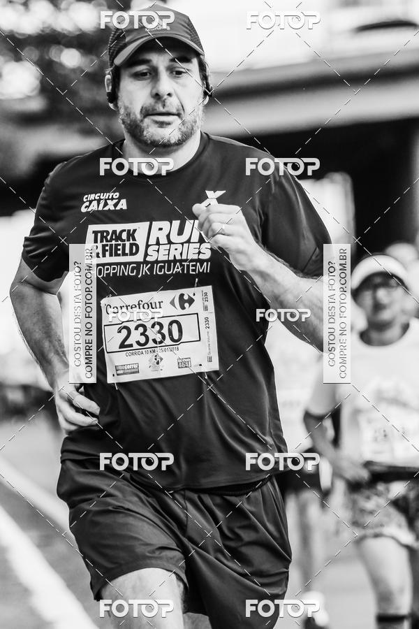 Buy your photos of the eventFotos de Corrida em Preto & Branco on Fotop