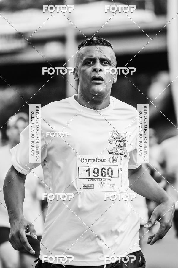 Buy your photos of the eventFotos de Corrida em Preto & Branco on Fotop