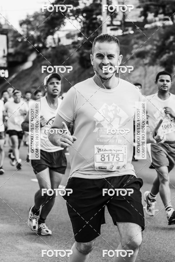 Buy your photos of the eventFotos de Corrida em Preto & Branco on Fotop
