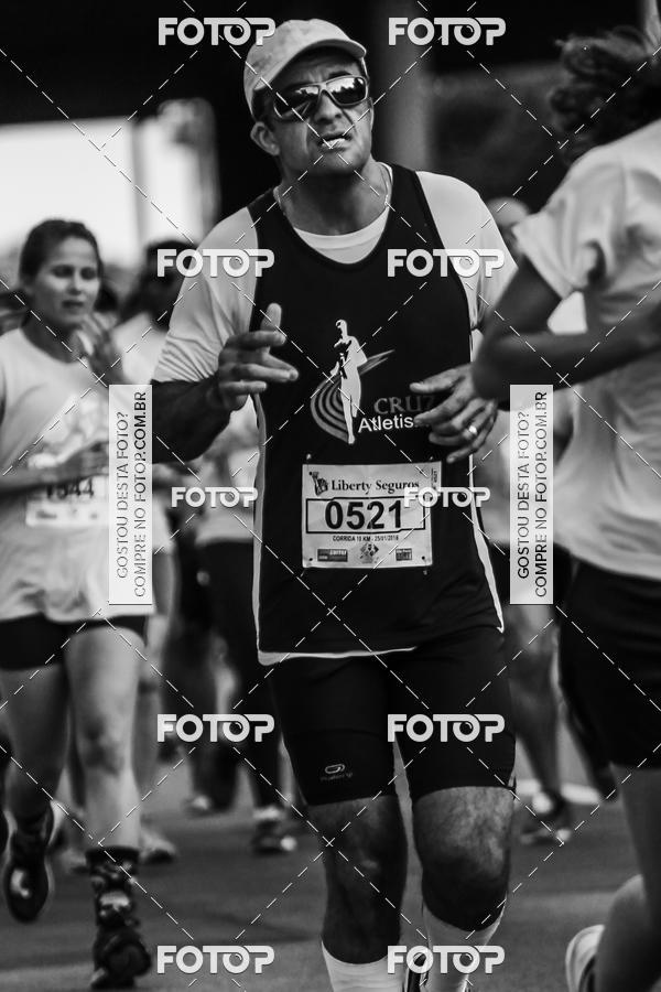 Buy your photos of the eventFotos de Corrida em Preto & Branco on Fotop