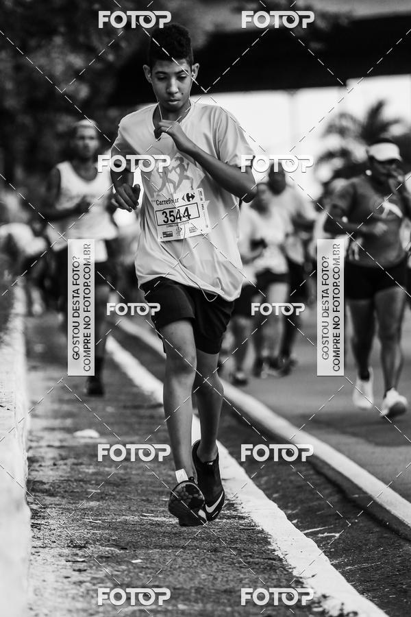 Buy your photos of the eventFotos de Corrida em Preto & Branco on Fotop