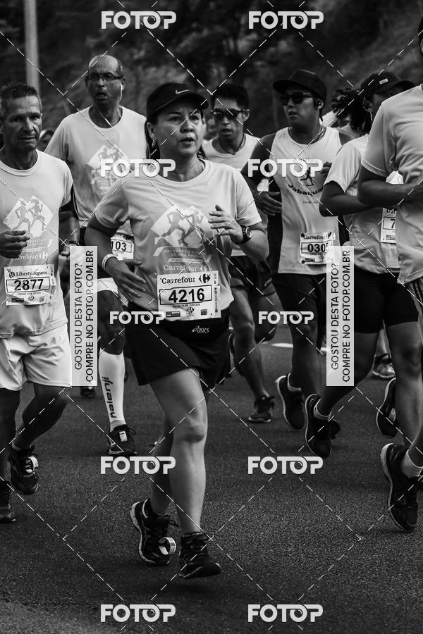 Buy your photos of the eventFotos de Corrida em Preto & Branco on Fotop