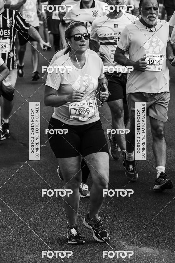 Buy your photos of the eventFotos de Corrida em Preto & Branco on Fotop