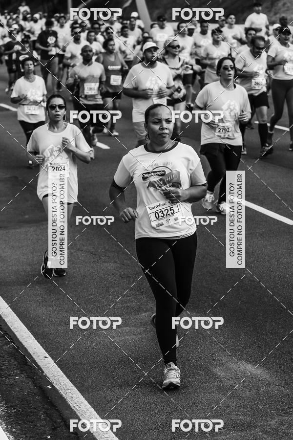 Buy your photos of the eventFotos de Corrida em Preto & Branco on Fotop