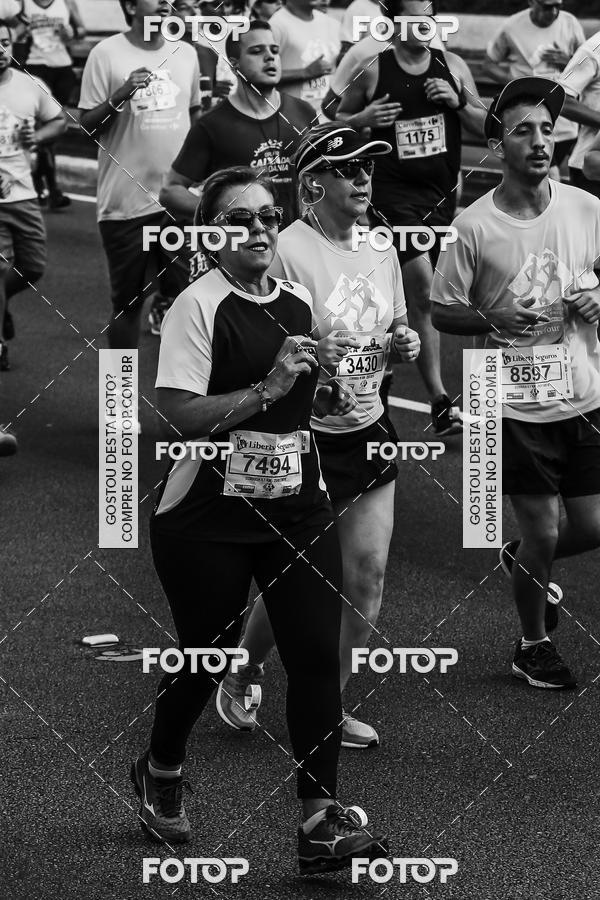 Buy your photos of the eventFotos de Corrida em Preto & Branco on Fotop
