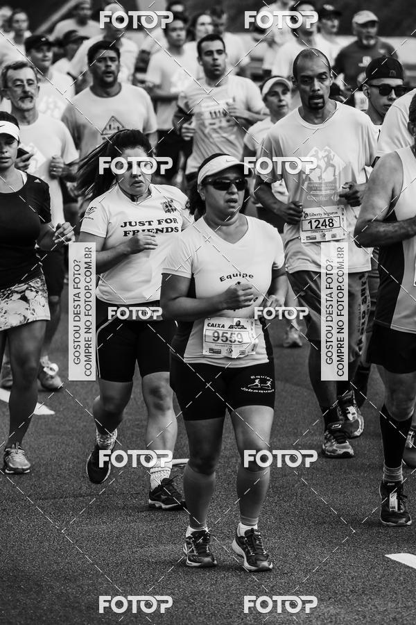 Buy your photos of the eventFotos de Corrida em Preto & Branco on Fotop