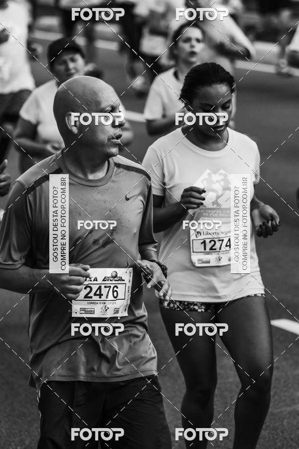 Buy your photos of the eventFotos de Corrida em Preto & Branco on Fotop