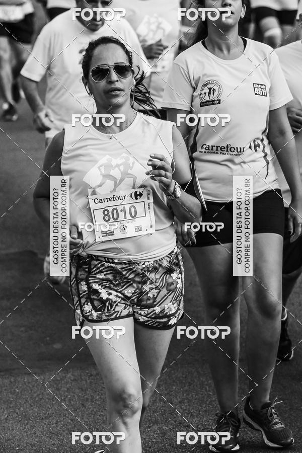 Buy your photos of the eventFotos de Corrida em Preto & Branco on Fotop