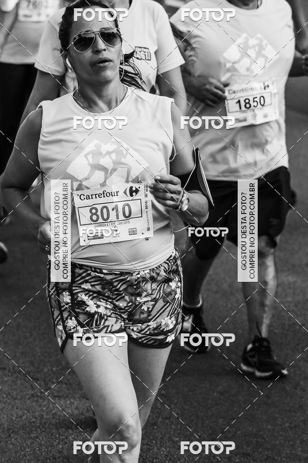 Buy your photos of the eventFotos de Corrida em Preto & Branco on Fotop