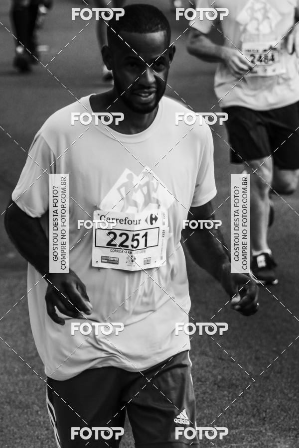 Buy your photos of the eventFotos de Corrida em Preto & Branco on Fotop