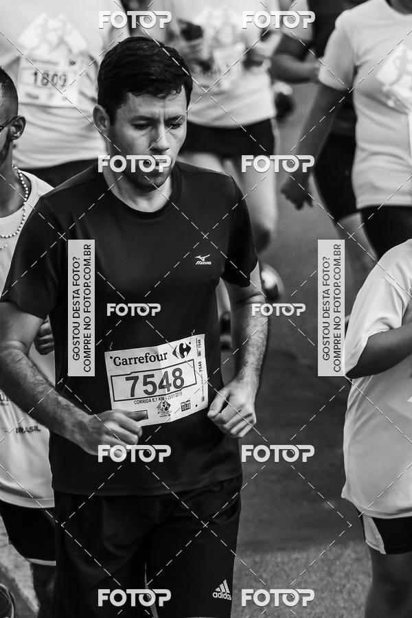 Buy your photos of the eventFotos de Corrida em Preto & Branco on Fotop
