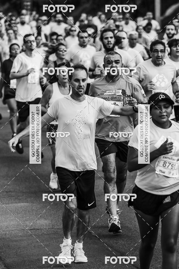 Buy your photos of the eventFotos de Corrida em Preto & Branco on Fotop