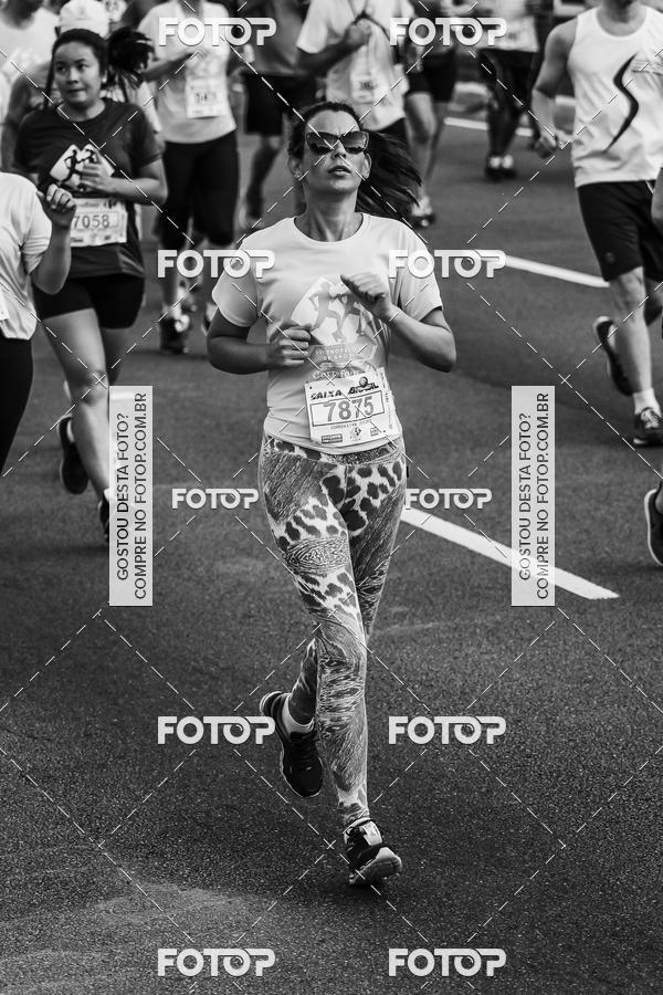 Buy your photos of the eventFotos de Corrida em Preto & Branco on Fotop