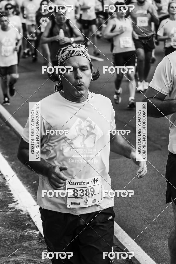 Buy your photos of the eventFotos de Corrida em Preto & Branco on Fotop