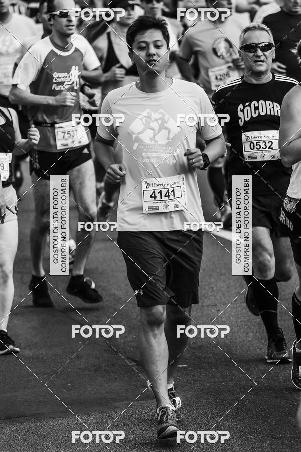 Buy your photos of the eventFotos de Corrida em Preto & Branco on Fotop