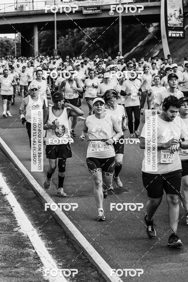 Buy your photos of the eventFotos de Corrida em Preto & Branco on Fotop