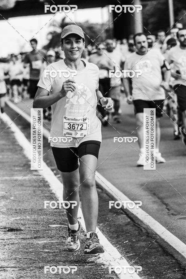 Buy your photos of the eventFotos de Corrida em Preto & Branco on Fotop