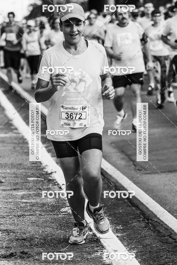 Buy your photos of the eventFotos de Corrida em Preto & Branco on Fotop