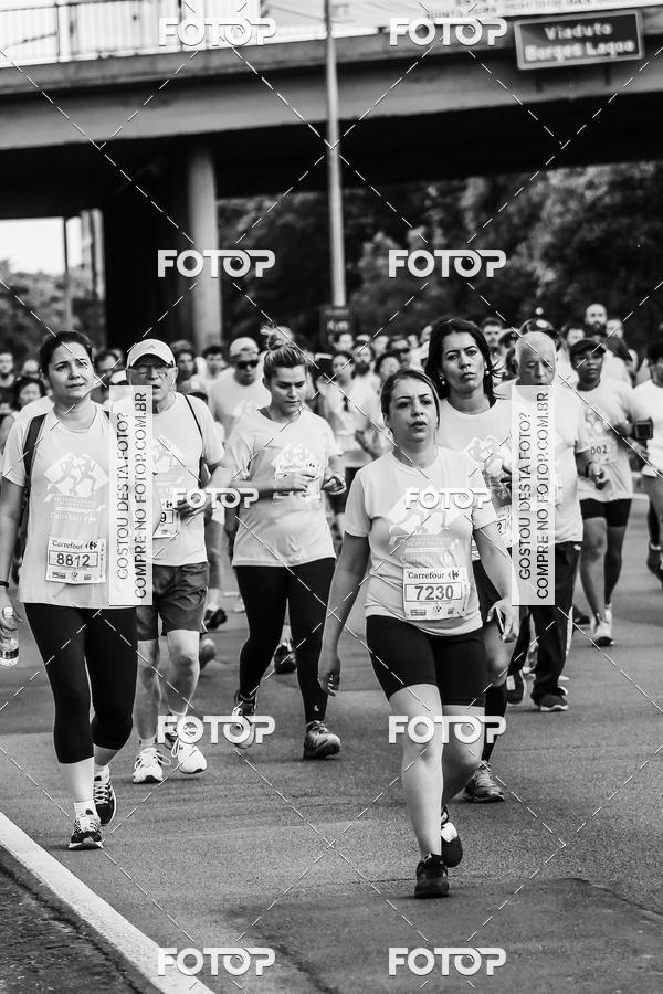Buy your photos of the eventFotos de Corrida em Preto & Branco on Fotop