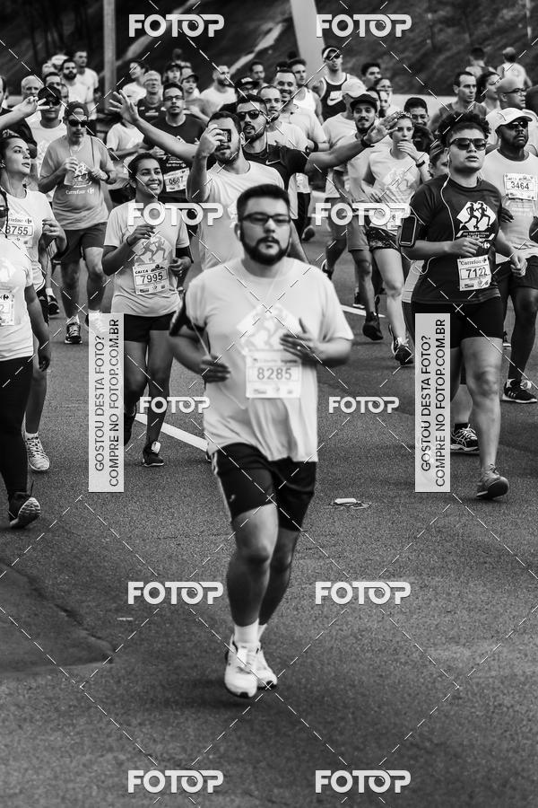 Buy your photos of the eventFotos de Corrida em Preto & Branco on Fotop