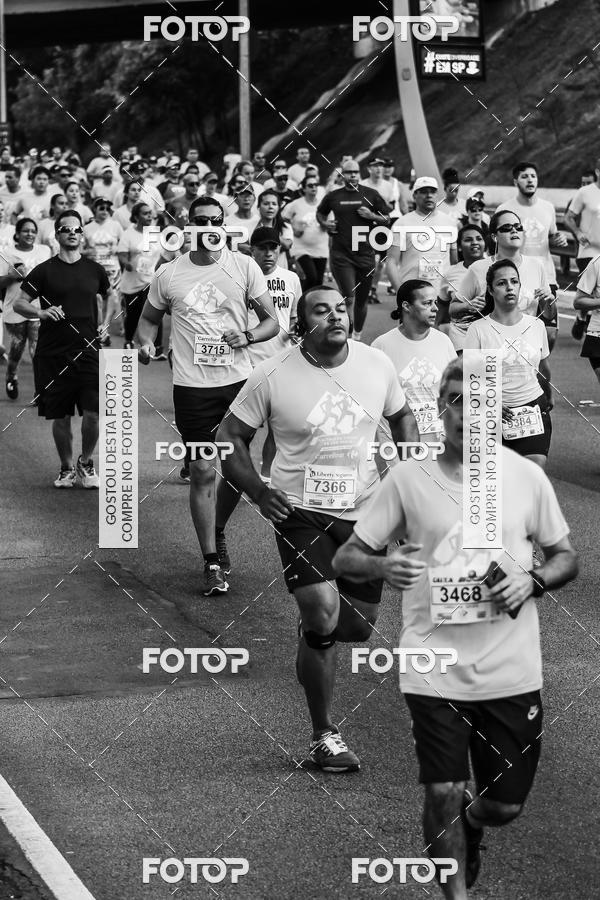Buy your photos of the eventFotos de Corrida em Preto & Branco on Fotop