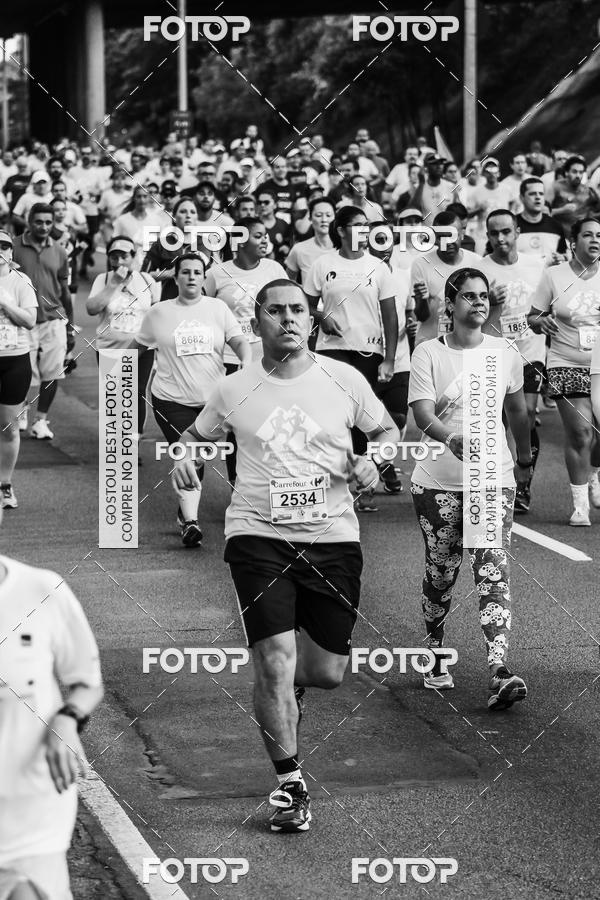 Buy your photos of the eventFotos de Corrida em Preto & Branco on Fotop