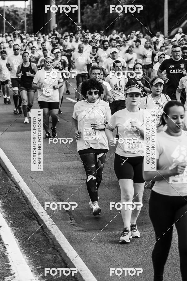 Buy your photos of the eventFotos de Corrida em Preto & Branco on Fotop