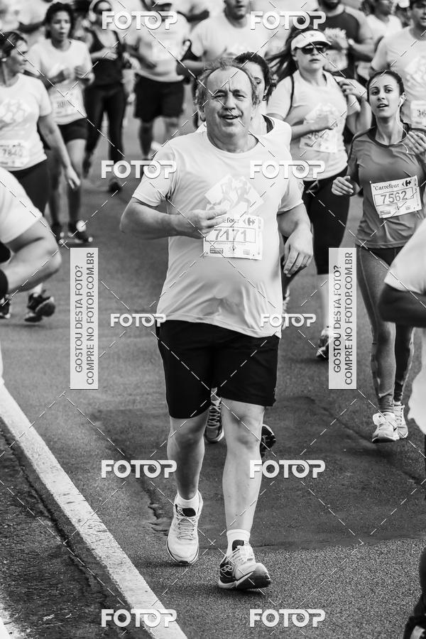 Buy your photos of the eventFotos de Corrida em Preto & Branco on Fotop