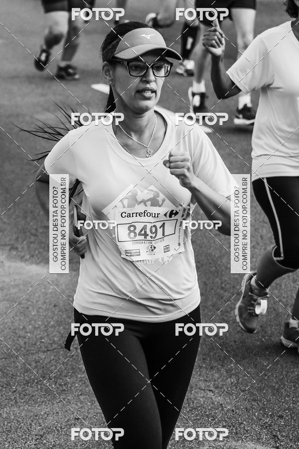 Buy your photos of the eventFotos de Corrida em Preto & Branco on Fotop