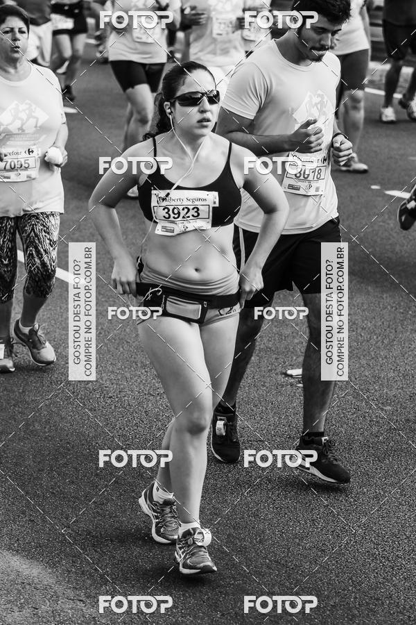 Buy your photos of the eventFotos de Corrida em Preto & Branco on Fotop