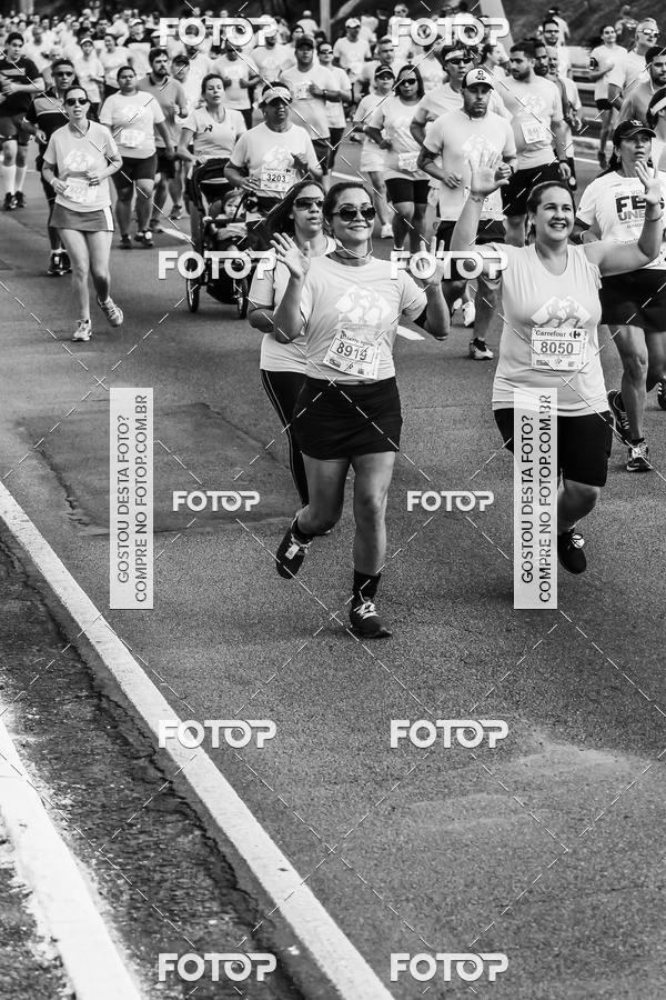 Buy your photos of the eventFotos de Corrida em Preto & Branco on Fotop