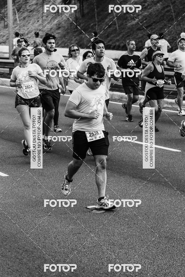 Buy your photos of the eventFotos de Corrida em Preto & Branco on Fotop