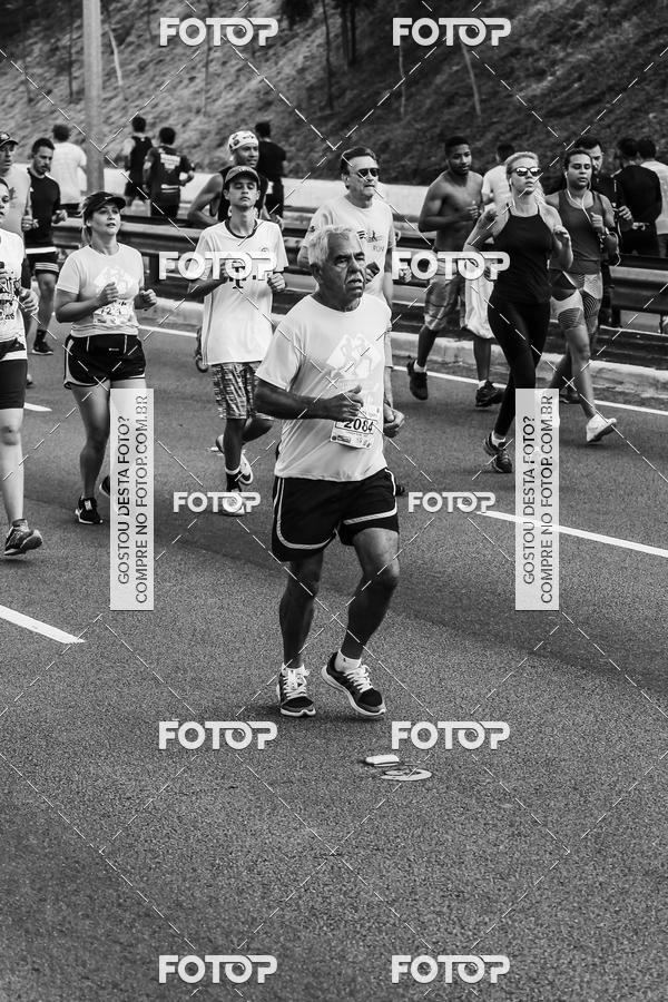 Buy your photos of the eventFotos de Corrida em Preto & Branco on Fotop
