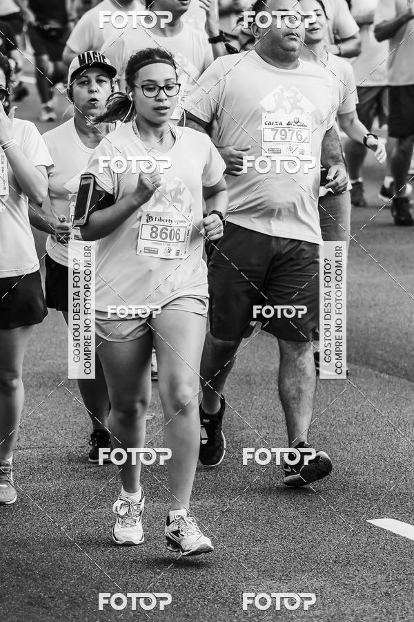Buy your photos of the eventFotos de Corrida em Preto & Branco on Fotop