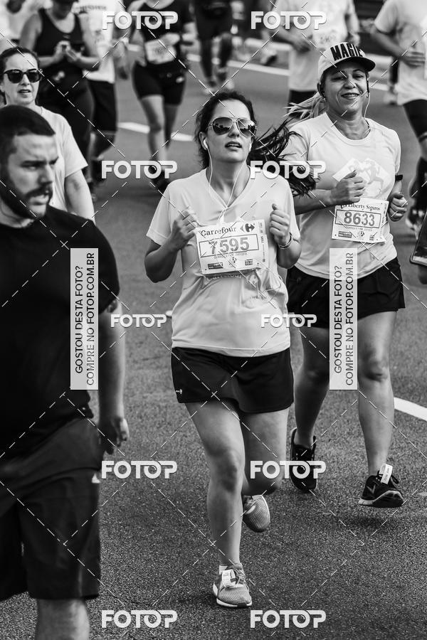 Buy your photos of the eventFotos de Corrida em Preto & Branco on Fotop