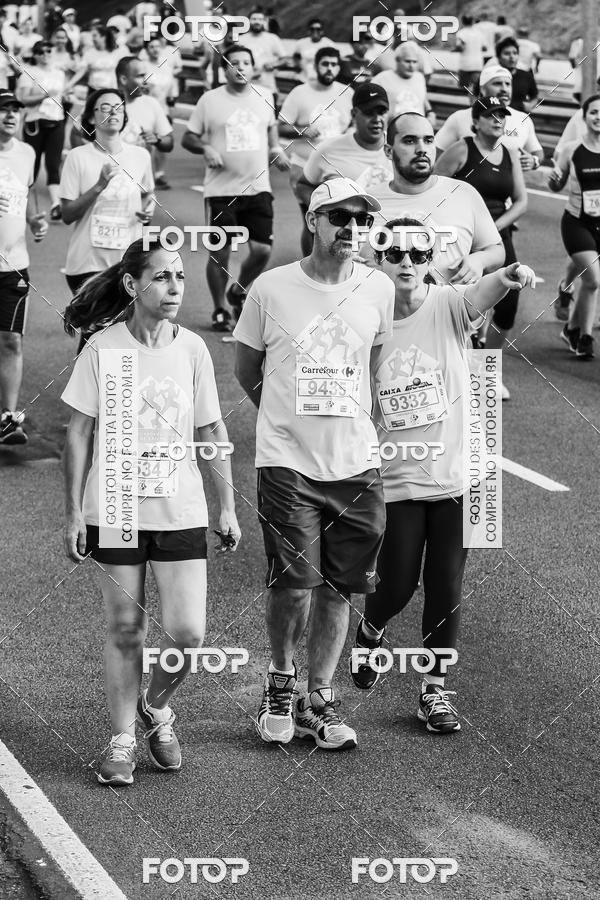 Buy your photos of the eventFotos de Corrida em Preto & Branco on Fotop