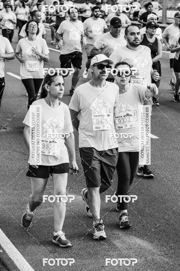 Buy your photos of the eventFotos de Corrida em Preto & Branco on Fotop