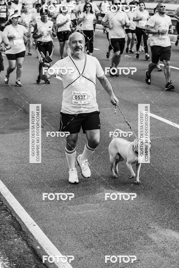 Buy your photos of the eventFotos de Corrida em Preto & Branco on Fotop